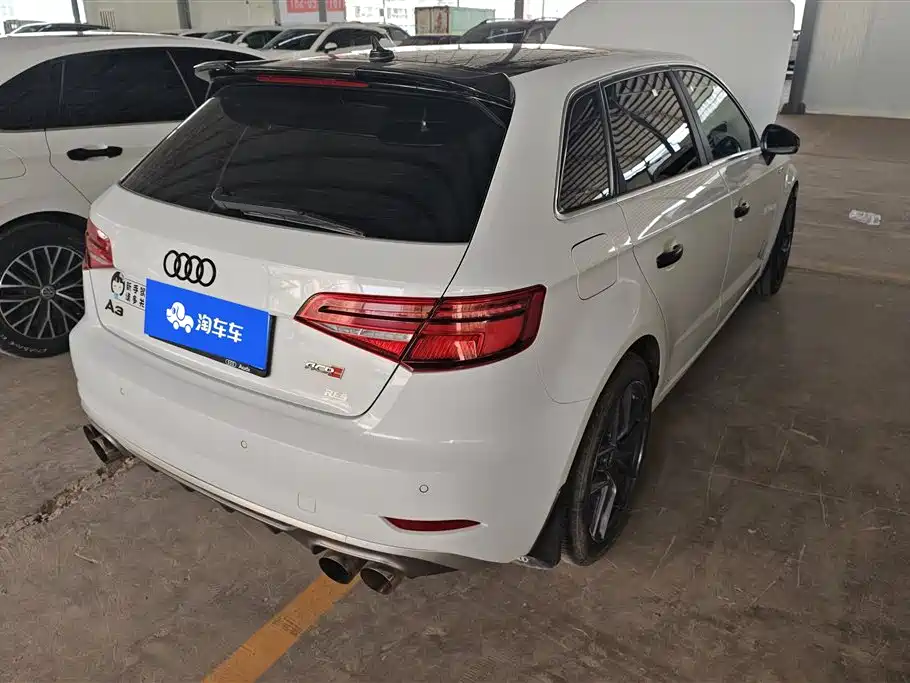 Audi A3 2017 Sportback 35 TFSI Progressive фото 3