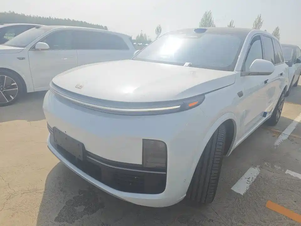 Li Auto L9 2025