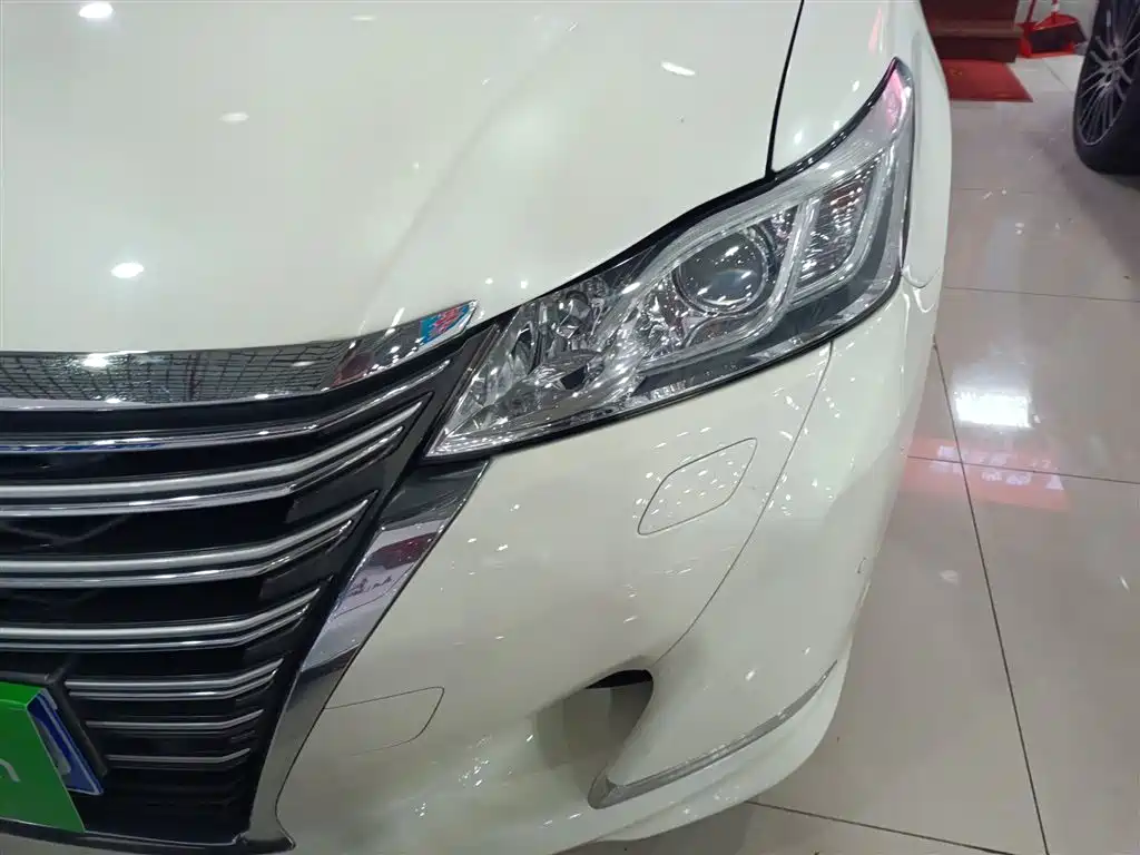 Toyota Crown 2015 2.5L Elite Version фото 18