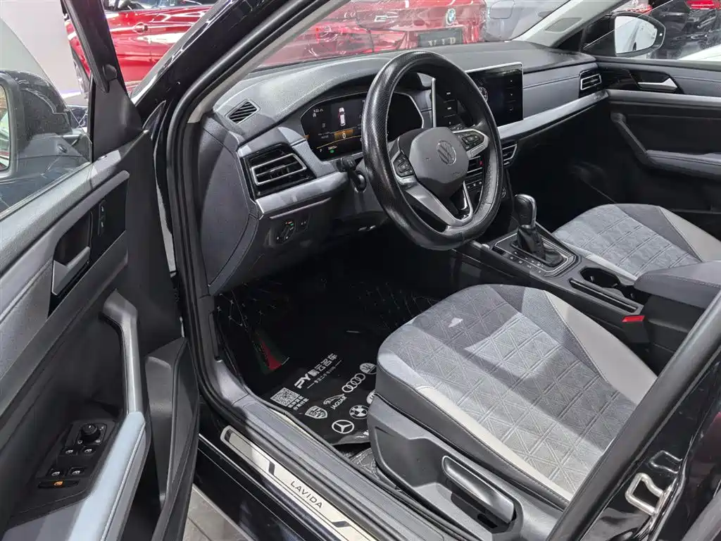Volkswagen Lavida 2022 280TSI DSG Comfort Edition фото 4