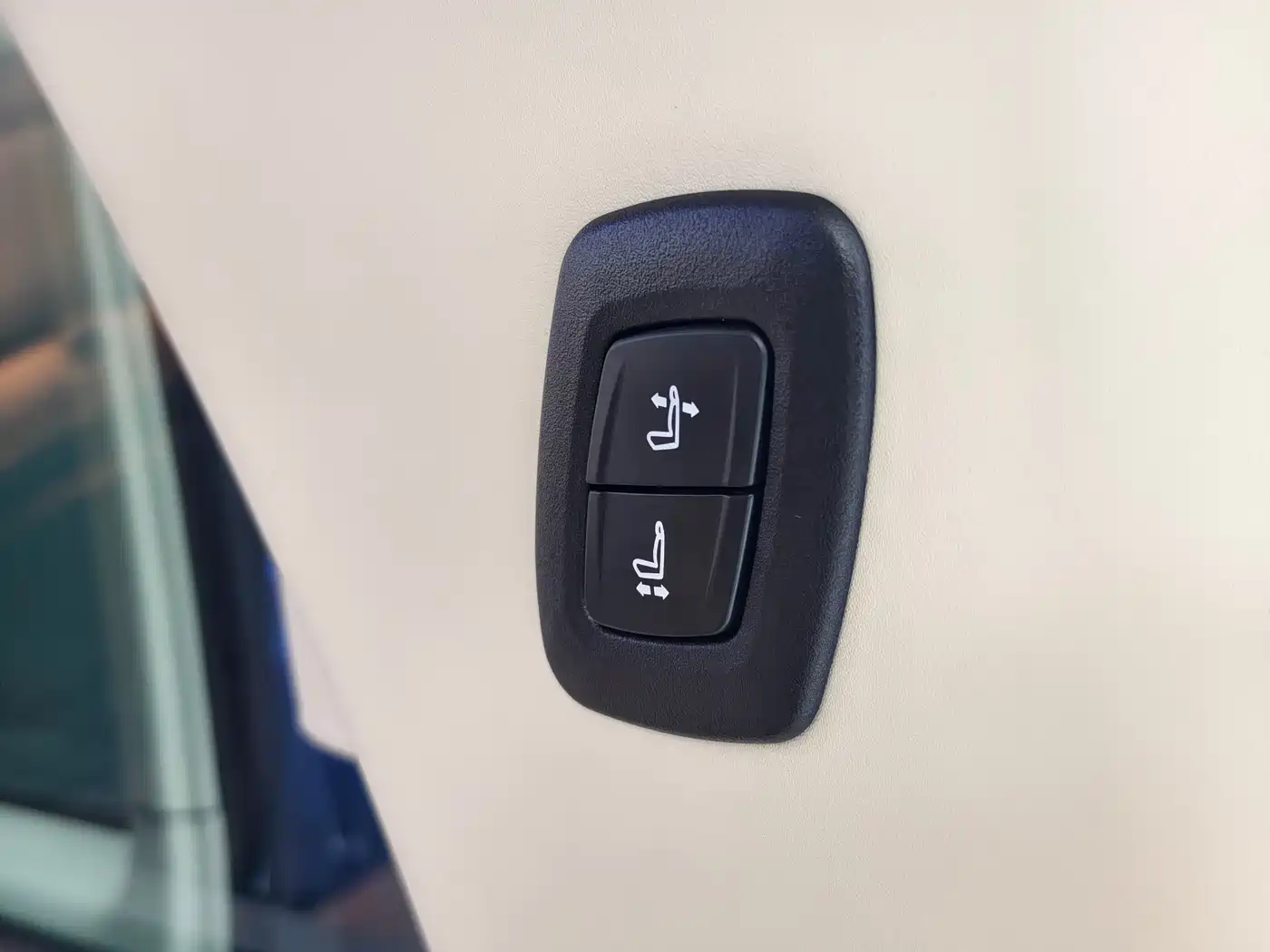 Mercedes-Benz Vito 2021 2.0T Business Edition 7-seater фото 28
