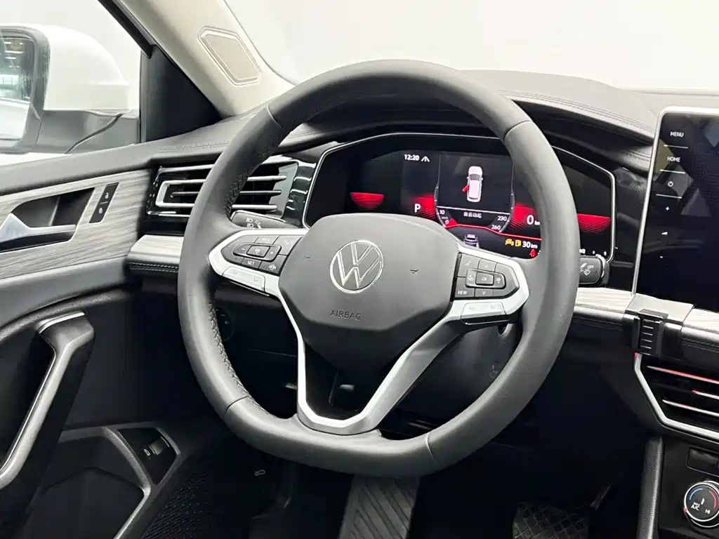 Photo 20 - Volkswagen Sagitar
