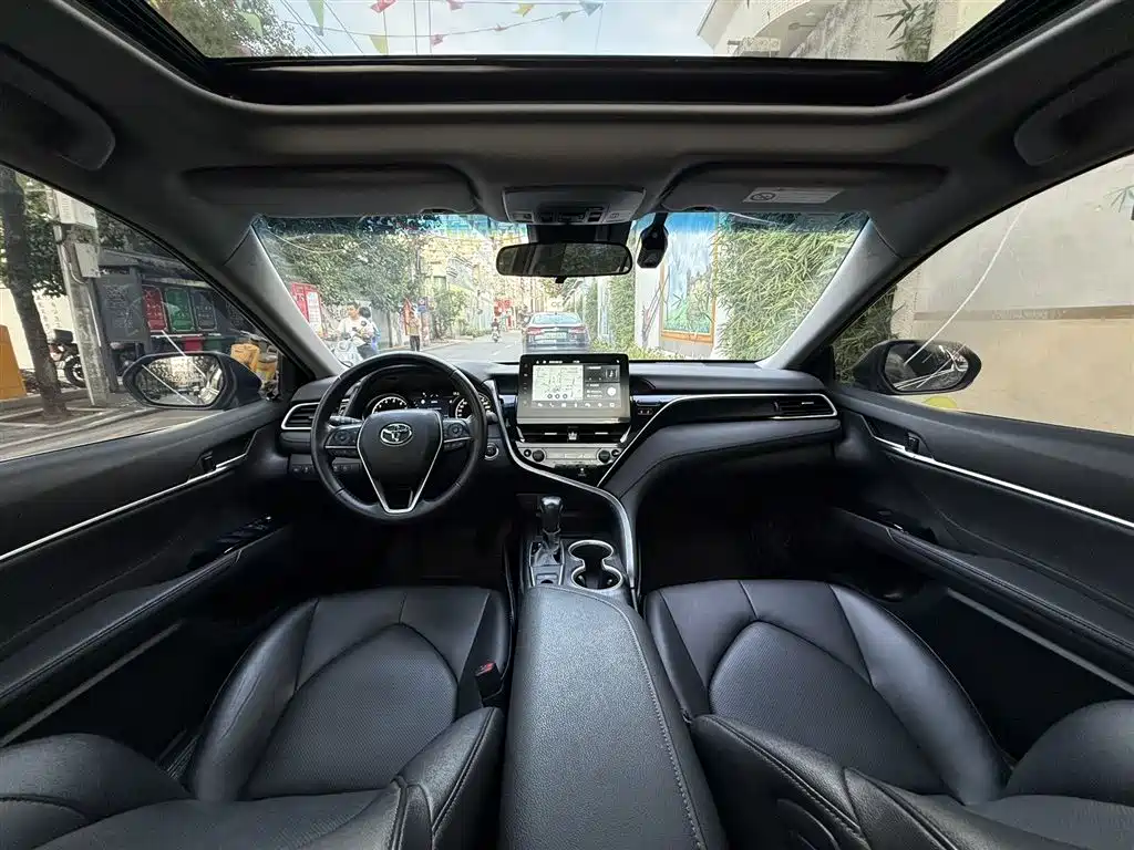 Toyota Camry 2021 2.0G Luxury Edition фото 5