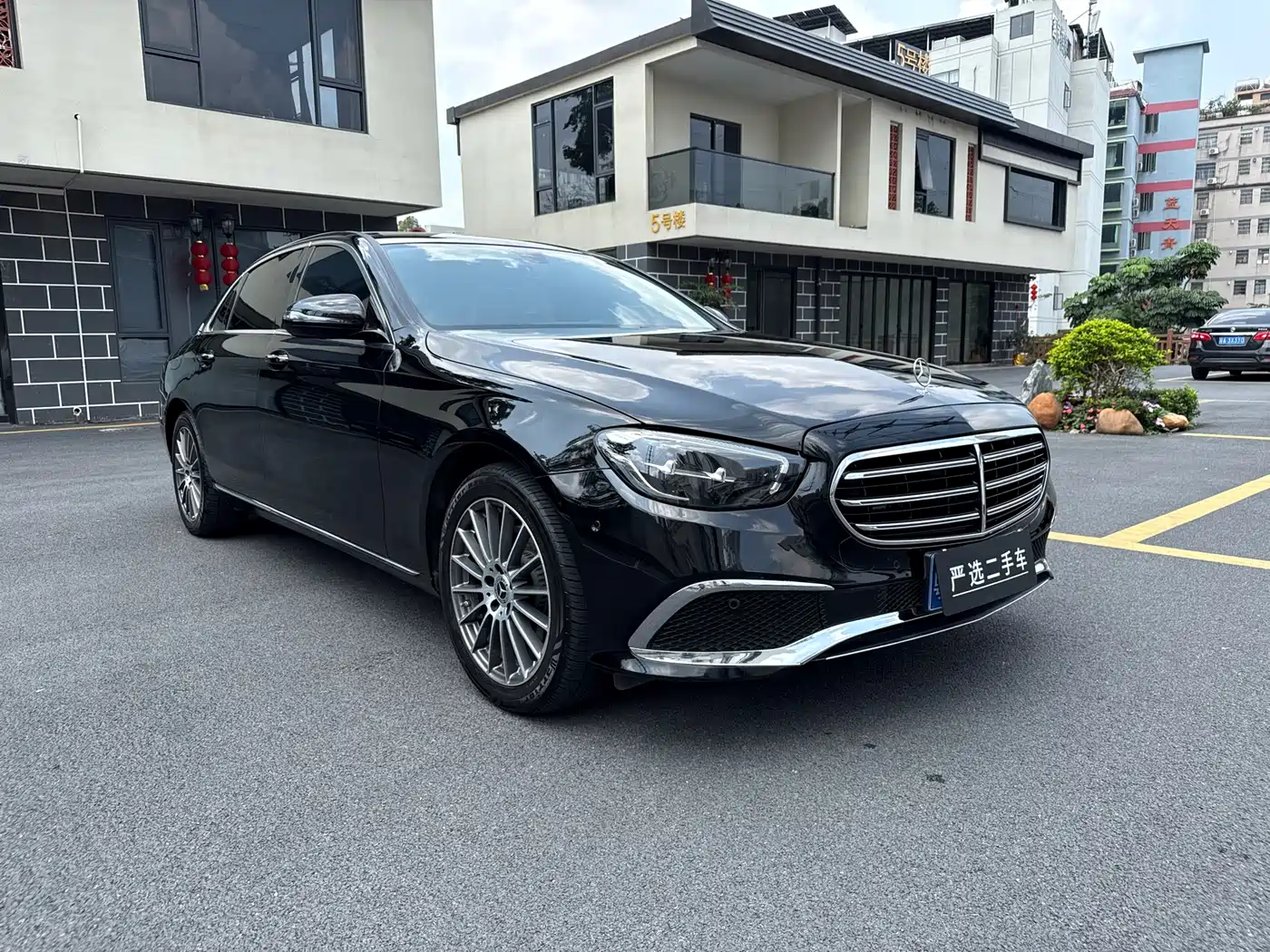 Mercedes-Benz E-Class 2022 E 260 L