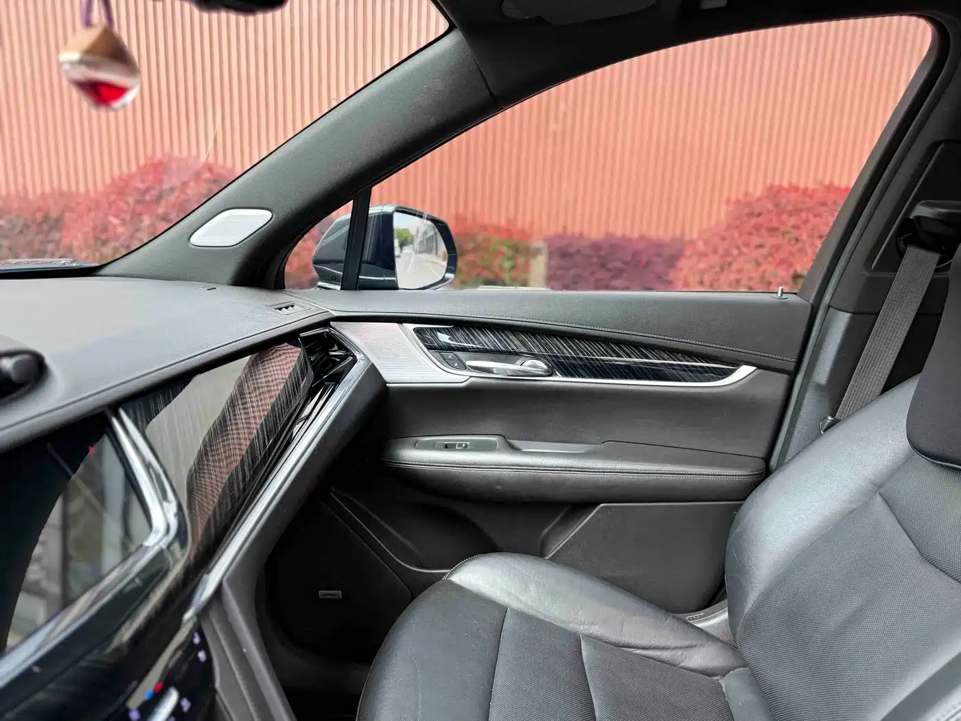 Cadillac XT6 2022 2.0T 6-Seater 4WD Platinum Edition фото 21
