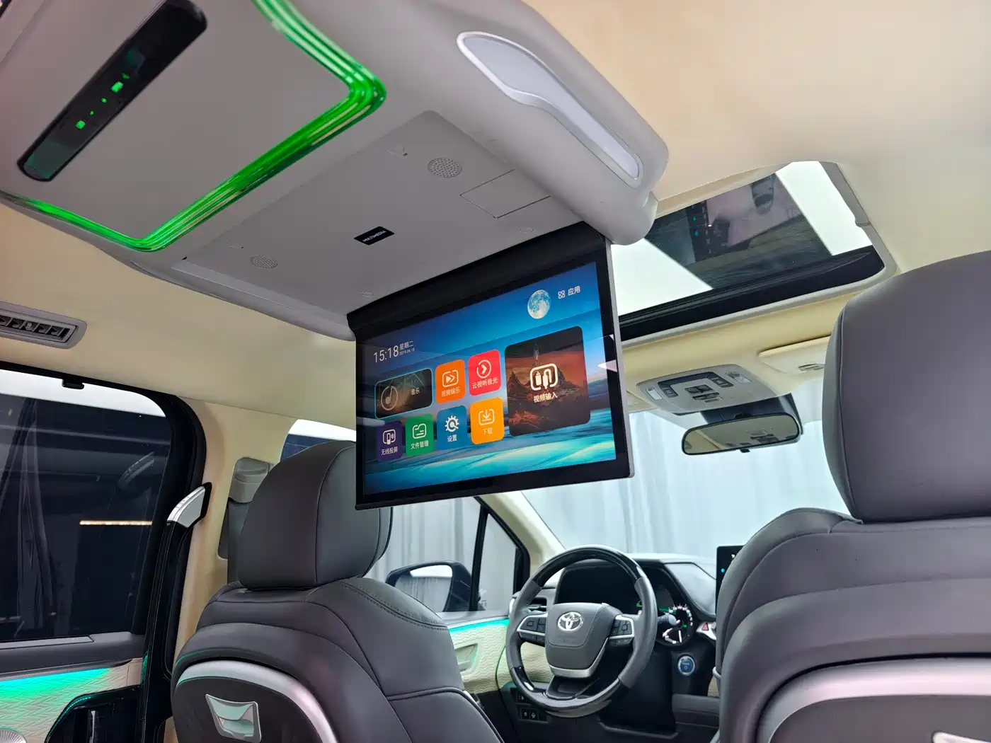Toyota Sienna 2023 2.5L Hybrid Comfort Edition фото 20