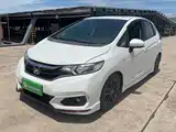 Photo 2 - Honda Fit