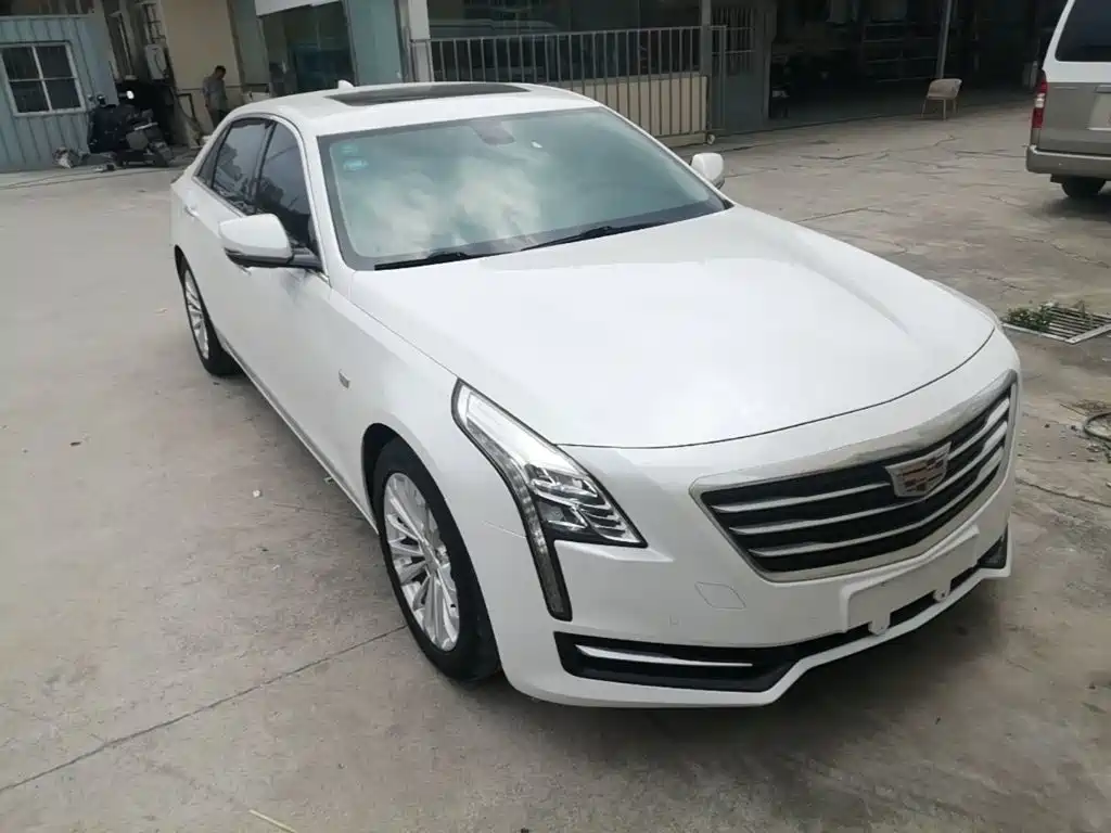 Фото 22 - Cadillac CT6