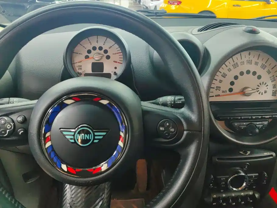 MINI COUNTRYMAN 2012 2011 1.6L COOPER Excitement