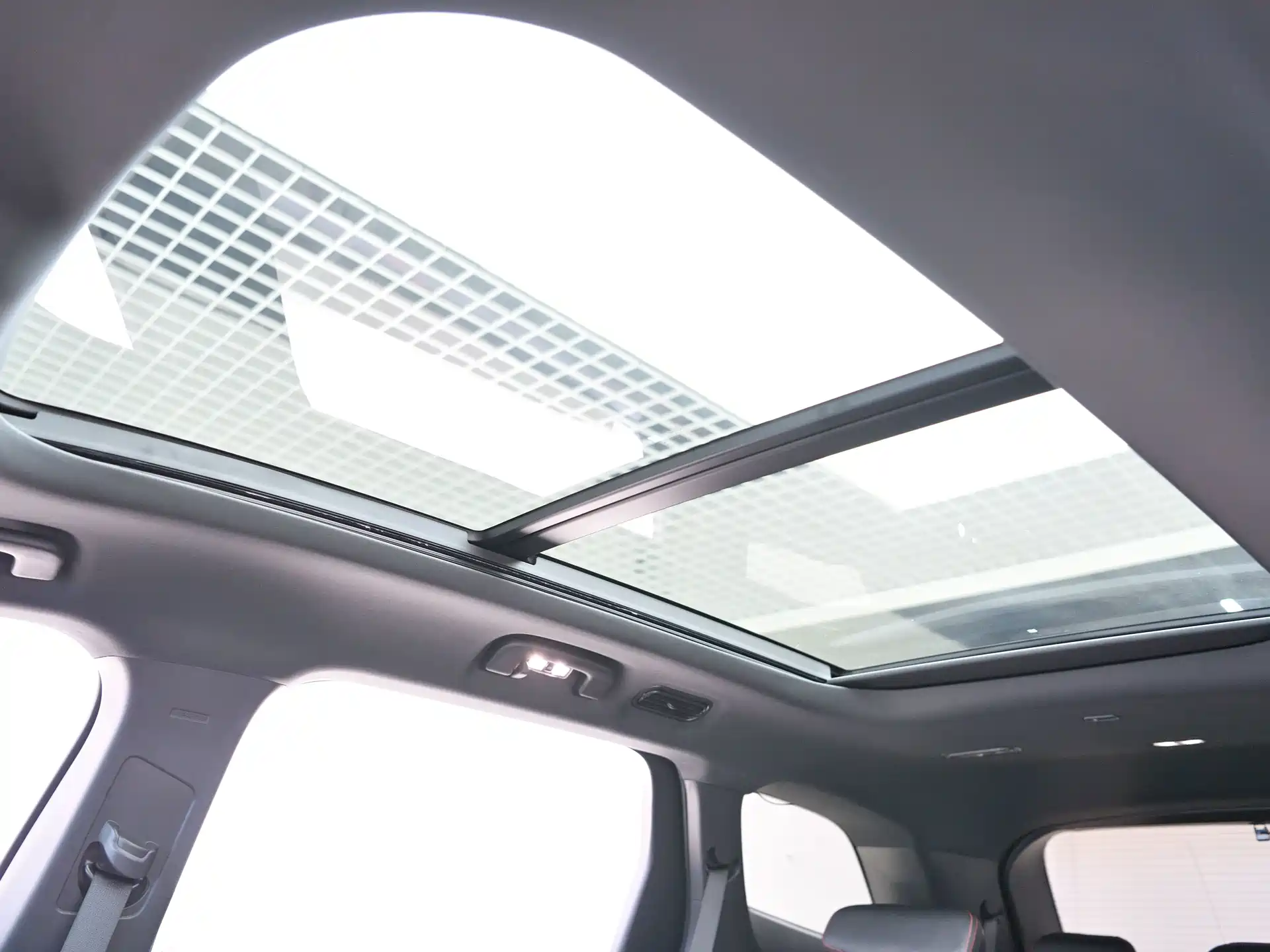 Фото 21 - Ford Edge