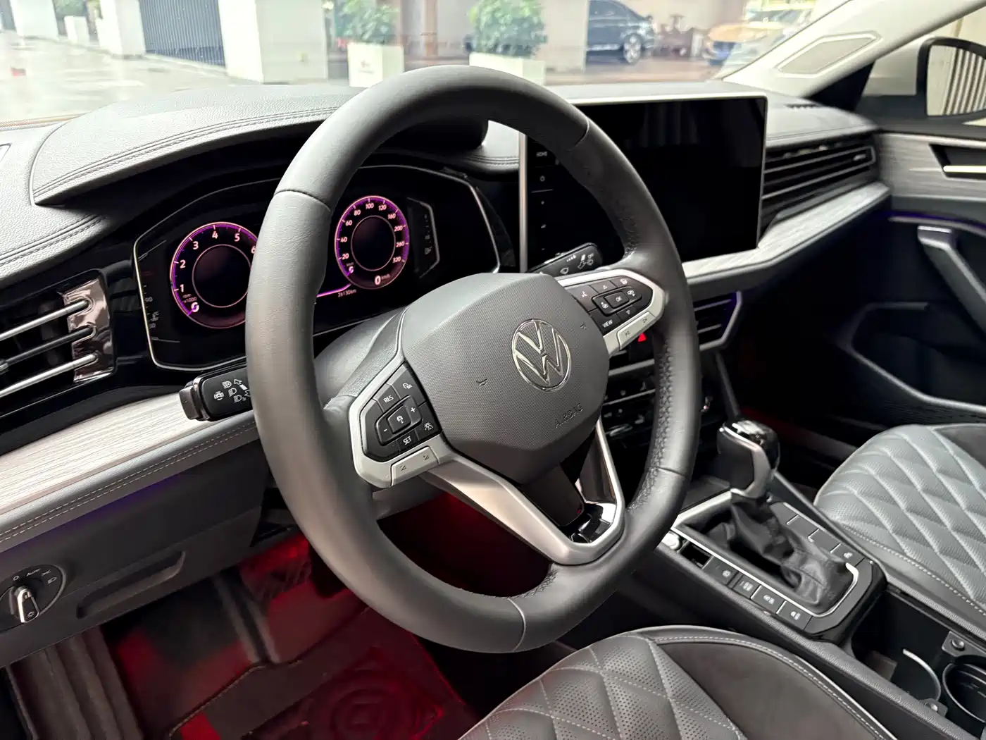 Volkswagen Sagitar 2025 Facelift 300TSI DSG Excellence Edition фото 7