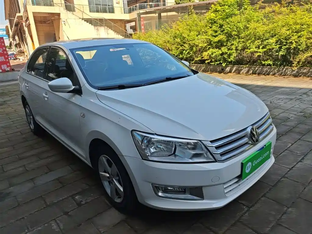 Volkswagen Santana 2015 1.6L Automatic Comfort Edition фото 4