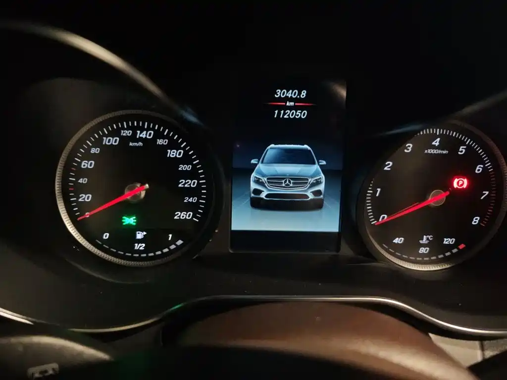 Photo 12 - Mercedes-Benz GLC