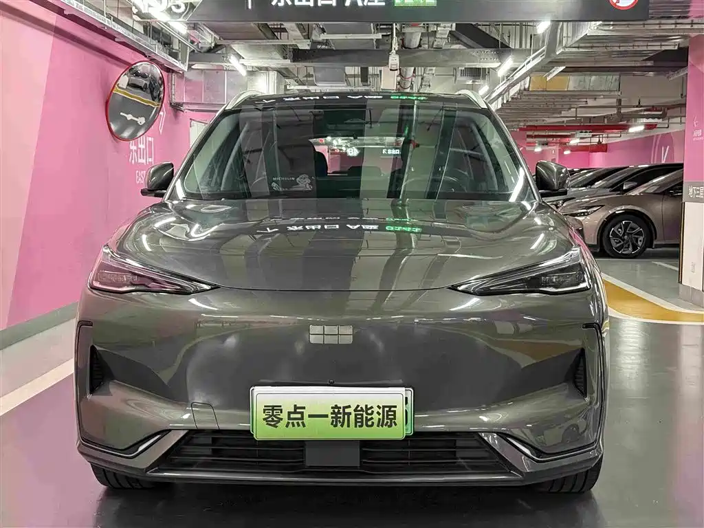 Фото 2 - Geely Galaxy Galaxy E5