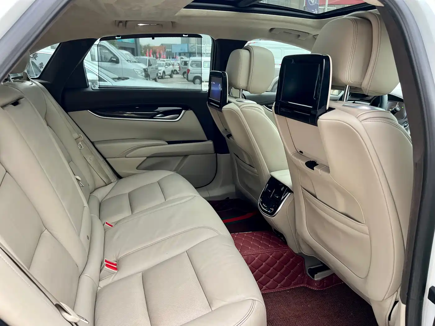 Cadillac XTS 2014 28T Platinum Edition фото 17