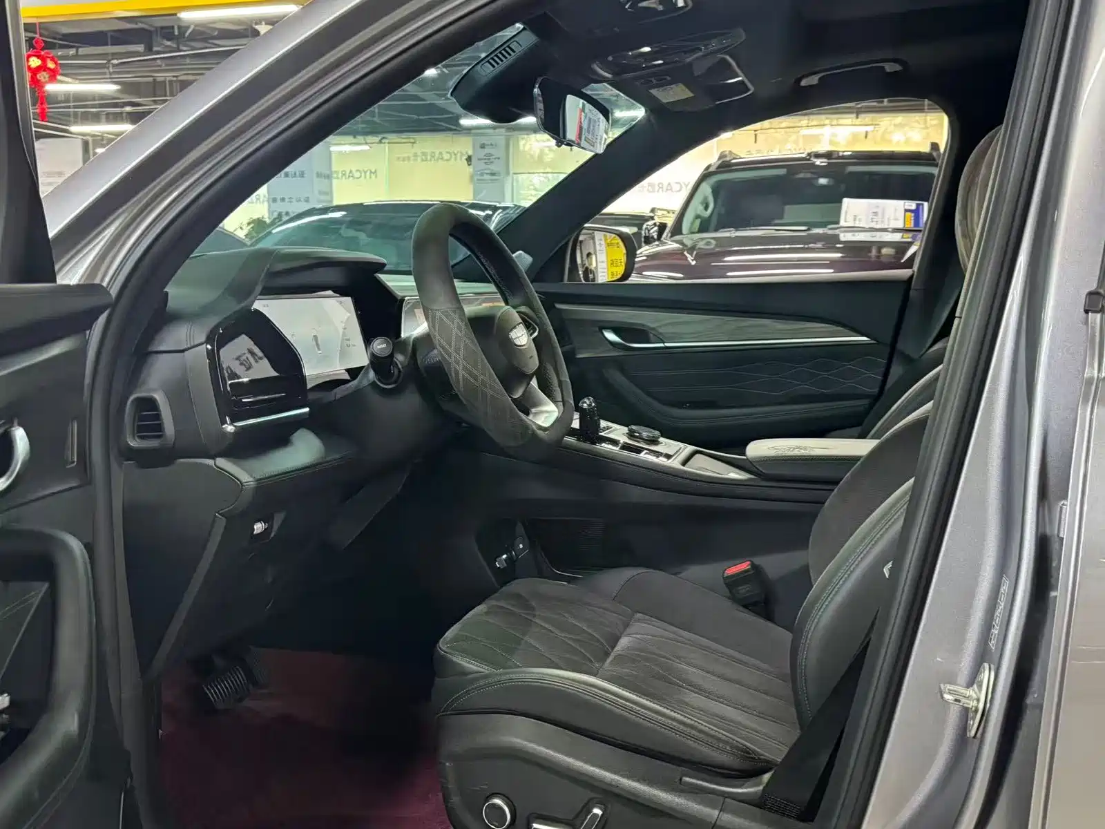 Фото 4 - Geely Monjaro