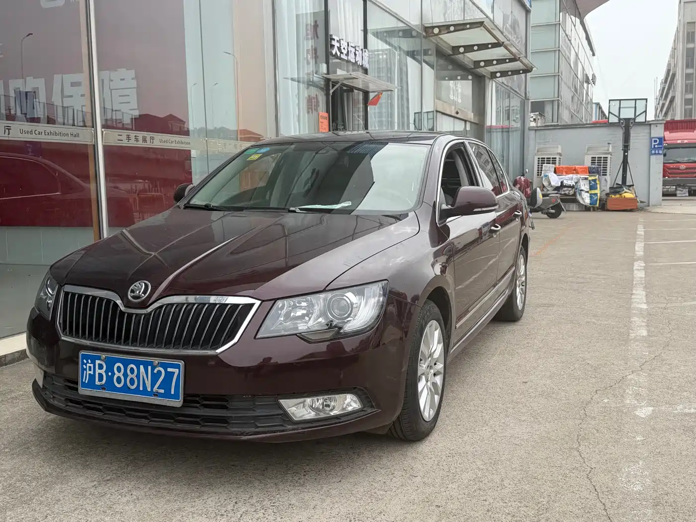 Škoda Superb 2013 1.8TSI Automatic Elite Edition фото 2