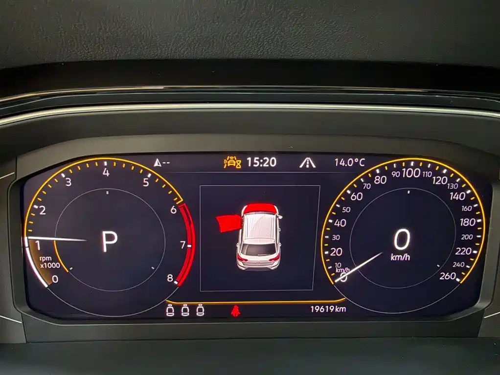 Volkswagen T-ROC 2022 280TSI DSG 2WD Comfort PLUS фото 10