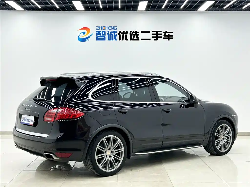 Porsche Cayenne 2011 Cayenne 3.0T фото 25