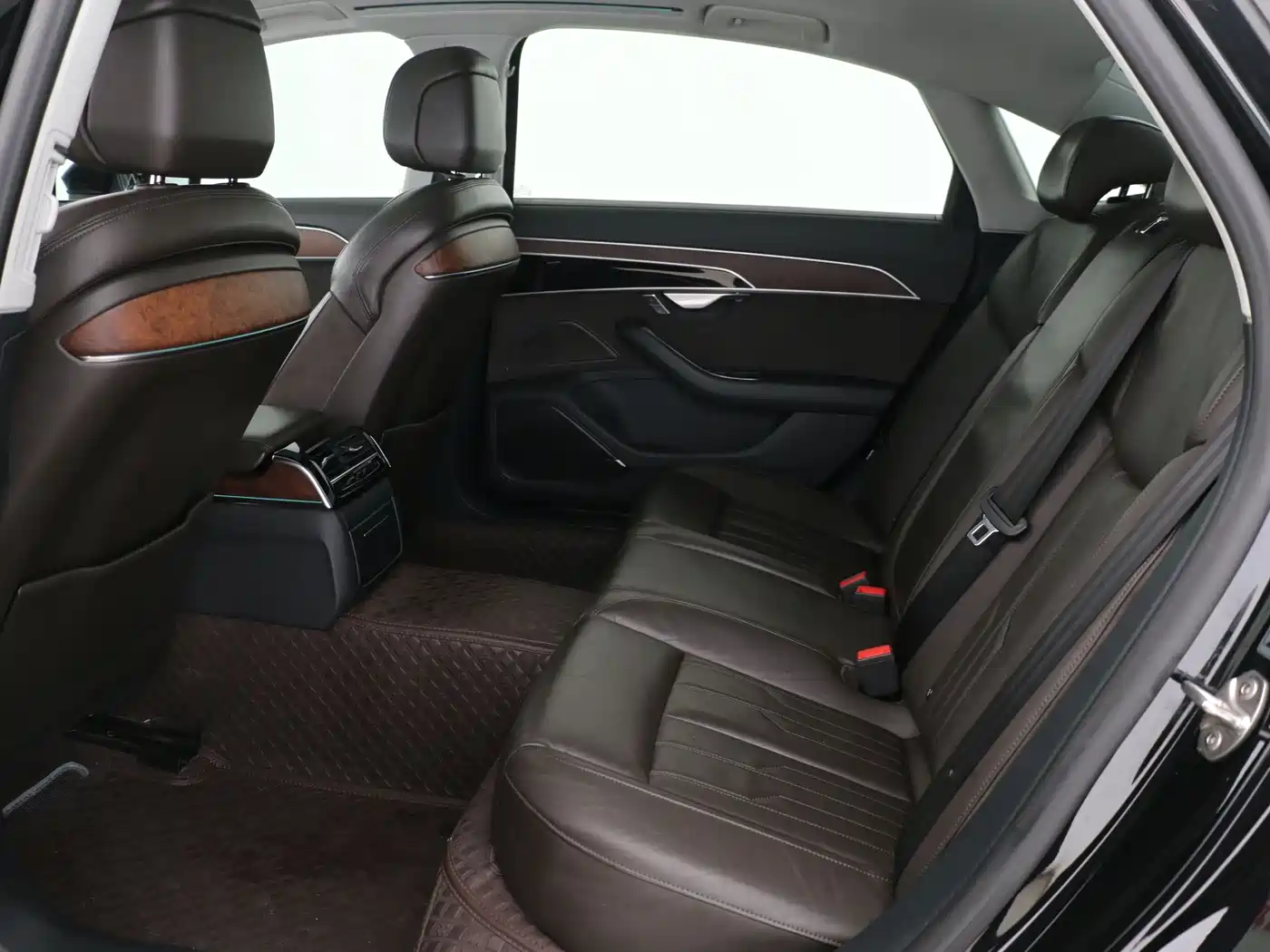 Audi A8 2018 A8L 55 TFSI quattro Launch Premium фото 10