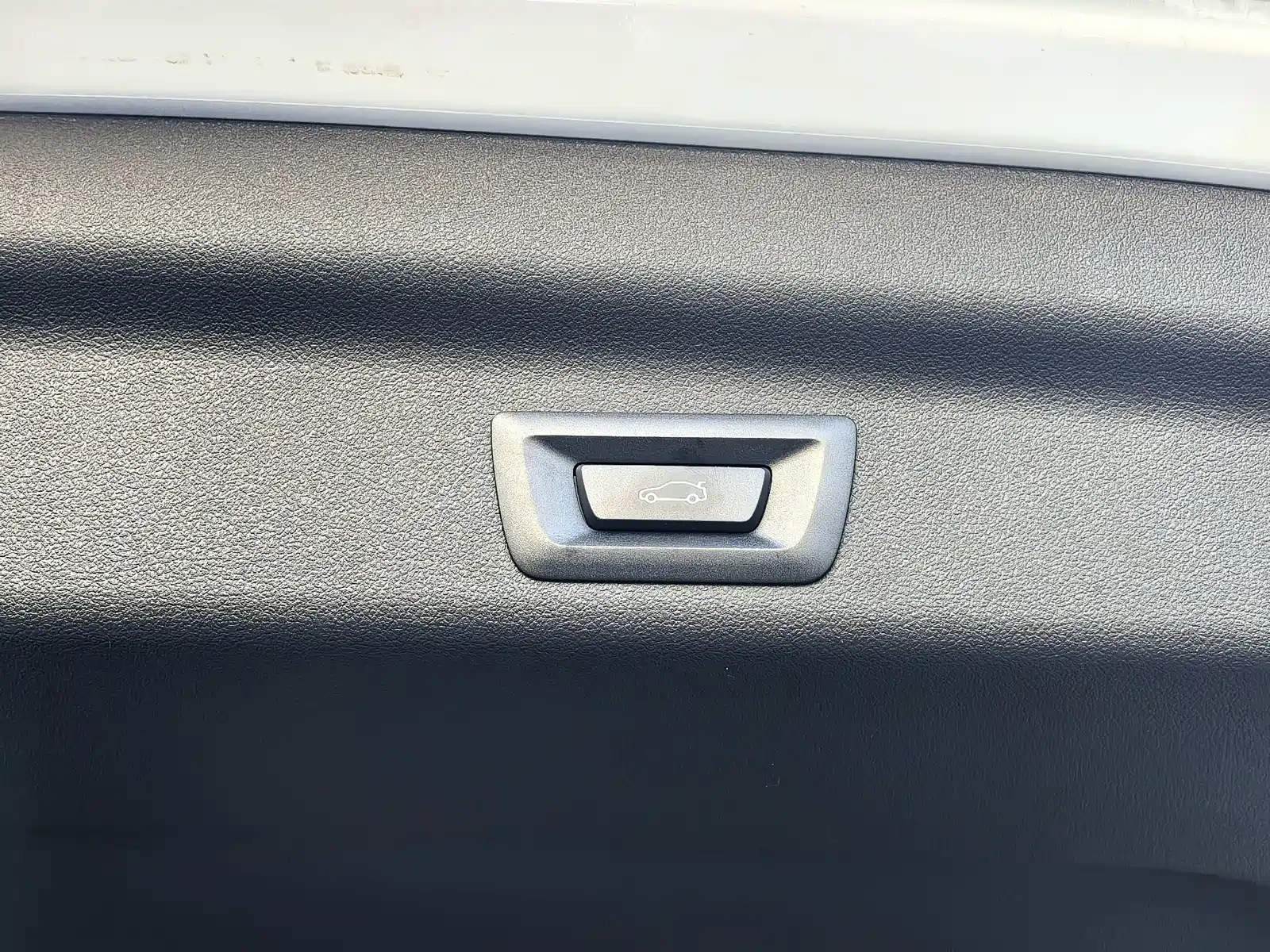Photo 17 - BMW iX1