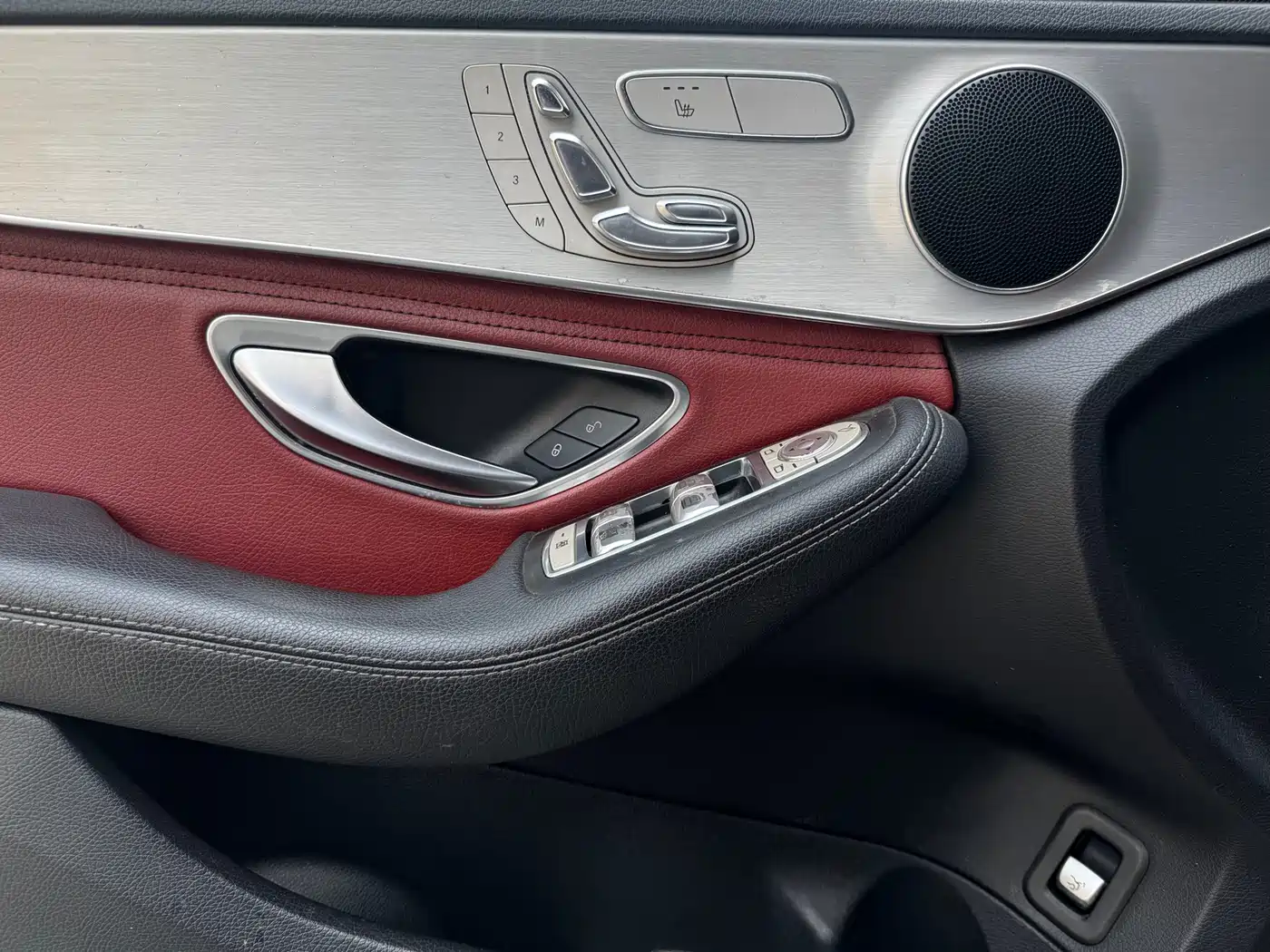 Mercedes-Benz C-Class 2015 C 300 Sport Edition фото 8