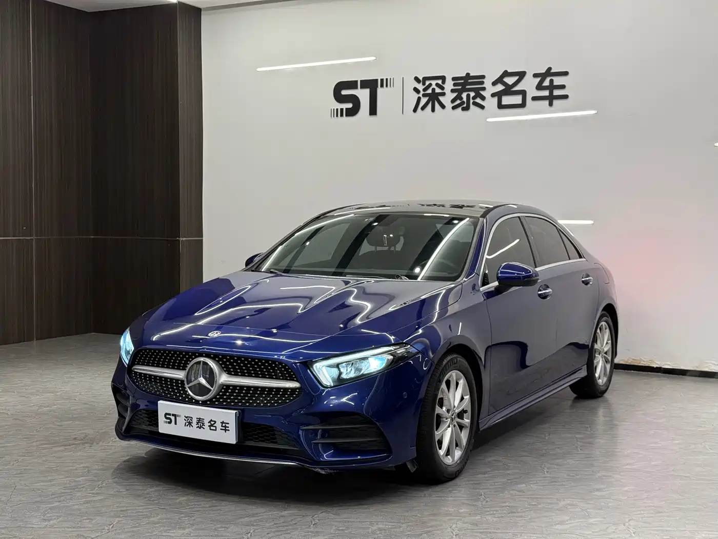 Mercedes-Benz A-Class 2020 Facelift A 200 L Sport Sedan Fashion