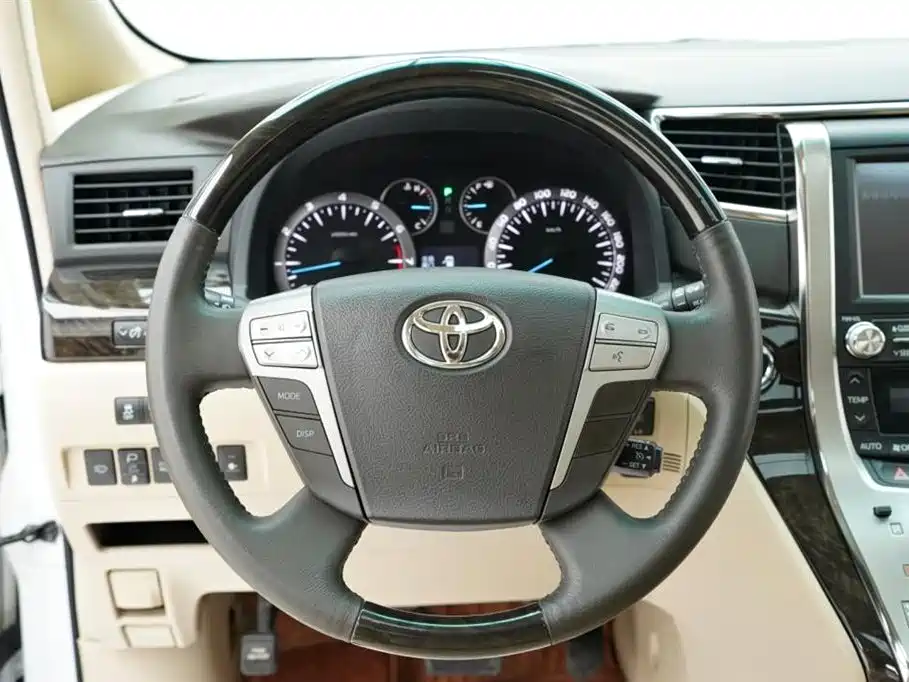 Toyota Alphard 2012 3.5L Luxury Edition фото 31