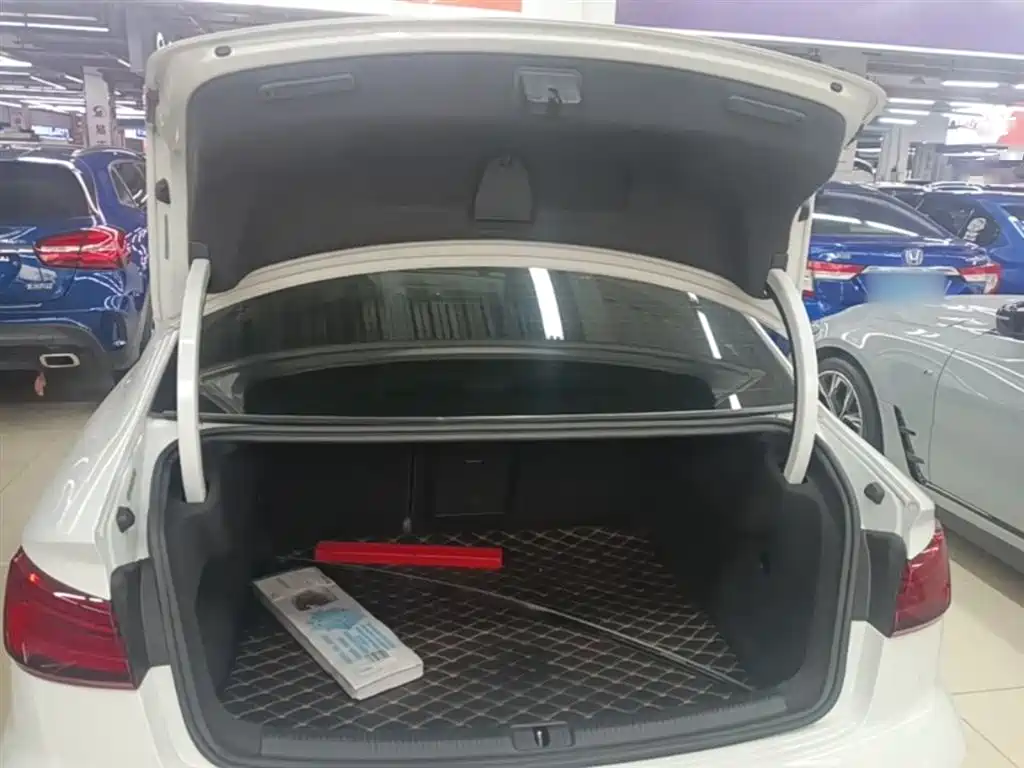 Audi A3 2019 Limousine 35 TFSI Progressive China VI фото 19