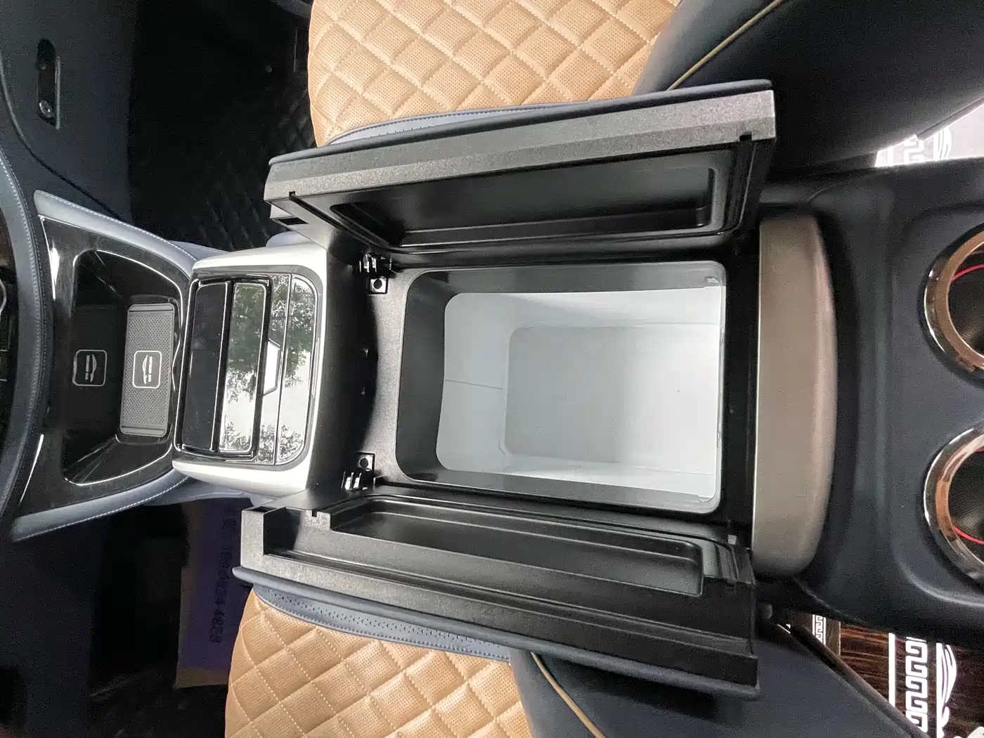 Mercedes-Benz Vito 2021 2.0T Business Edition 7-seater фото 14