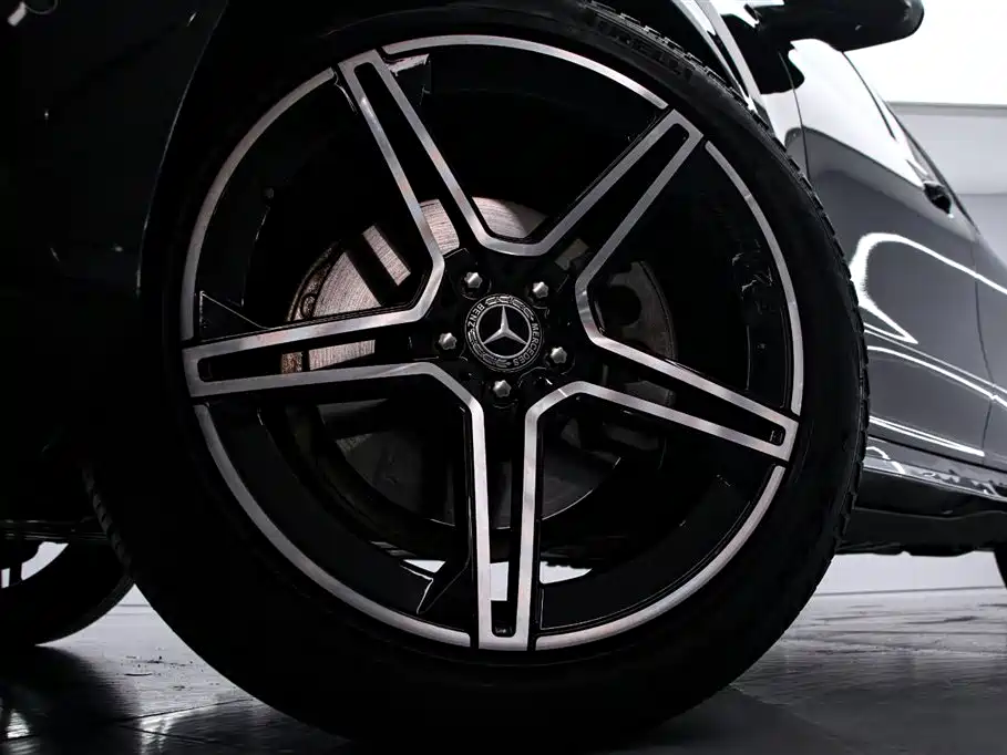 Mercedes-Benz GLE 2024 GLE 350 4MATIC Fashion фото 16