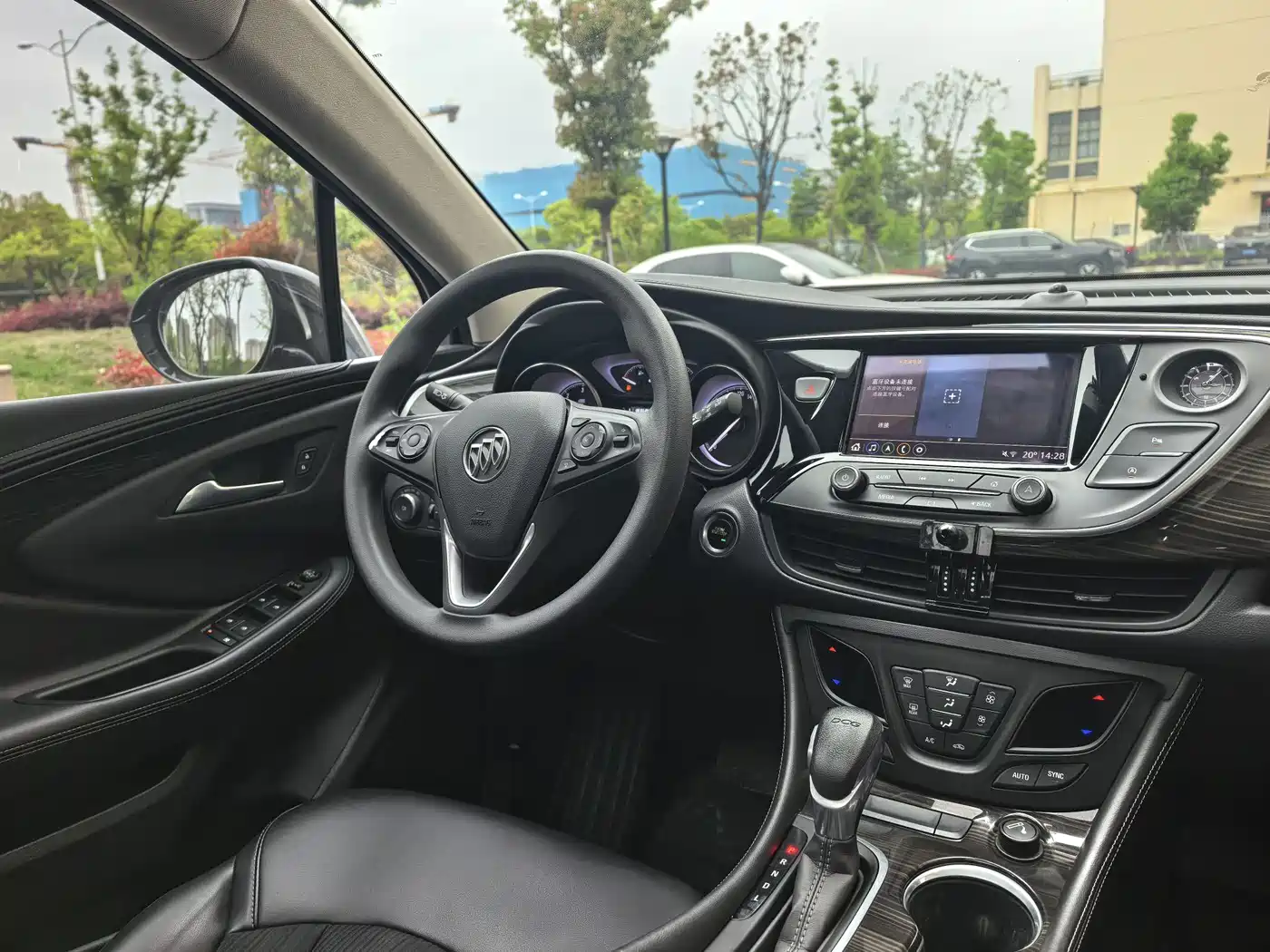 Buick Envision Plus 2020 20T FWD Leading фото 16