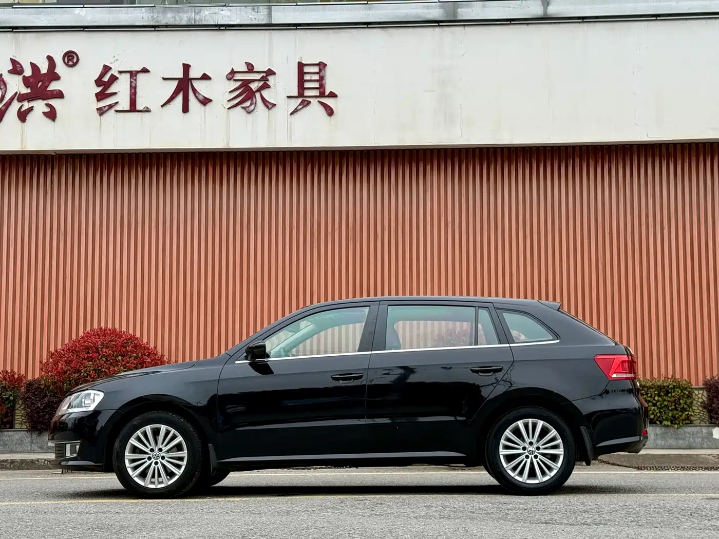 Volkswagen Lavida Tour 2013 1.4TSI Automatic Comfort фото 4