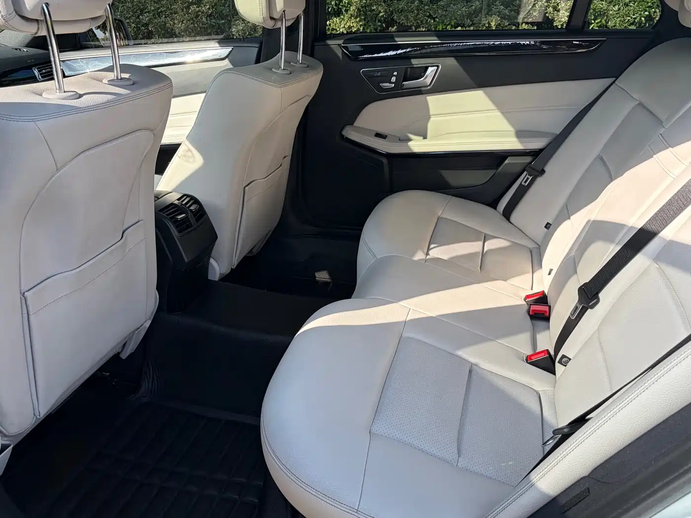 Mercedes-Benz E-Class 2014 Facelift E 260 L Sport фото 9