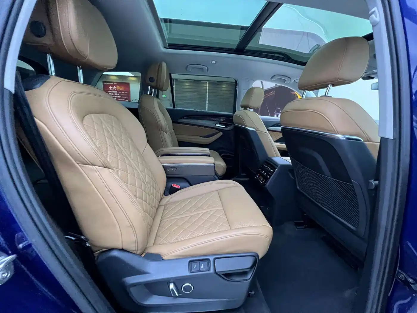 Audi Q6 2024 2024 50 TFSI quattro Xing Yun Yu Lin Package 6-seater