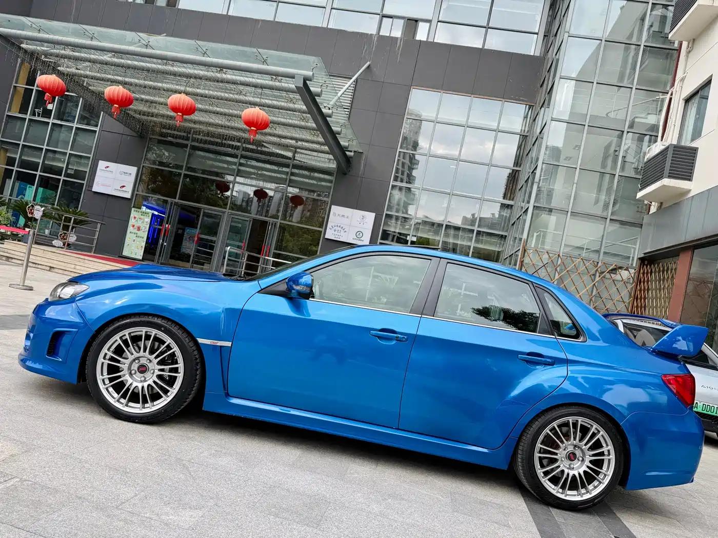 Subaru Impreza 2011 2.5T WRX STi Sedan фото 8