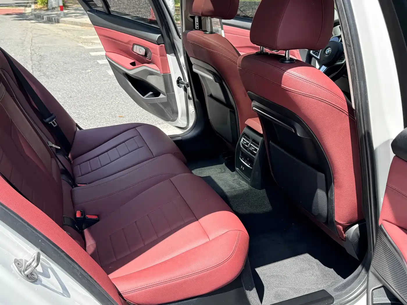BMW 3 Series 2021 320Li M Sport Package фото 11