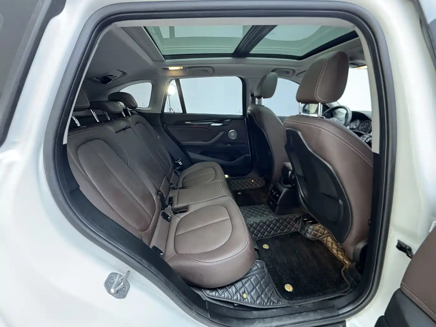 BMW X1 2022 sDrive25Li Leading фото 20