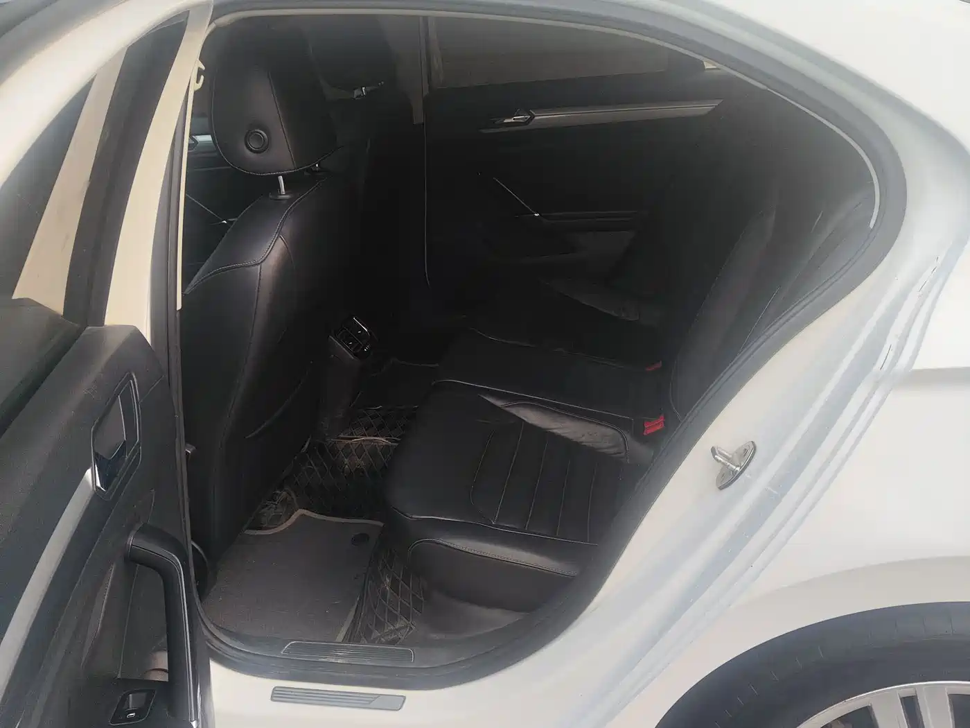 Volkswagen Lamando 2017 280TSI DSG Comfort Edition фото 7