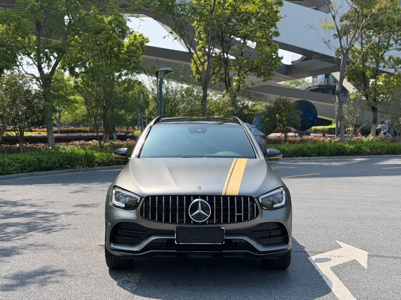 MERCEDES-BENZ GLC AMG