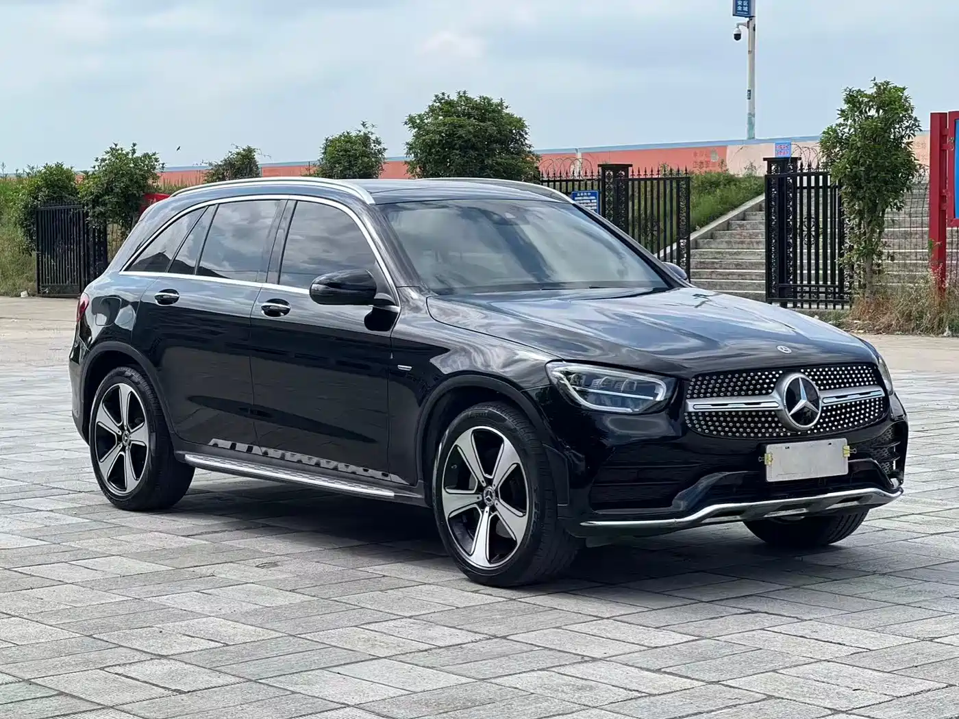 Mercedes-Benz GLC 2022 Model GLC 300 L 4MATIC Dynamic Edition фото 3
