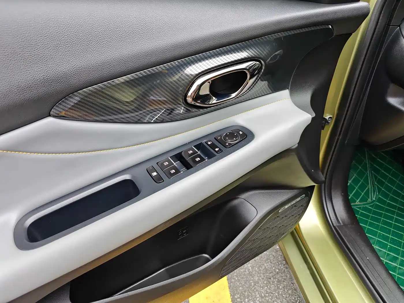 GAC Trumpchi Trumpchi Emkoo 2021 270T DCT J16 Edition фото 23