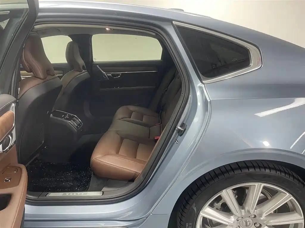 Volvo S90 2019 T5 R-Design фото 16