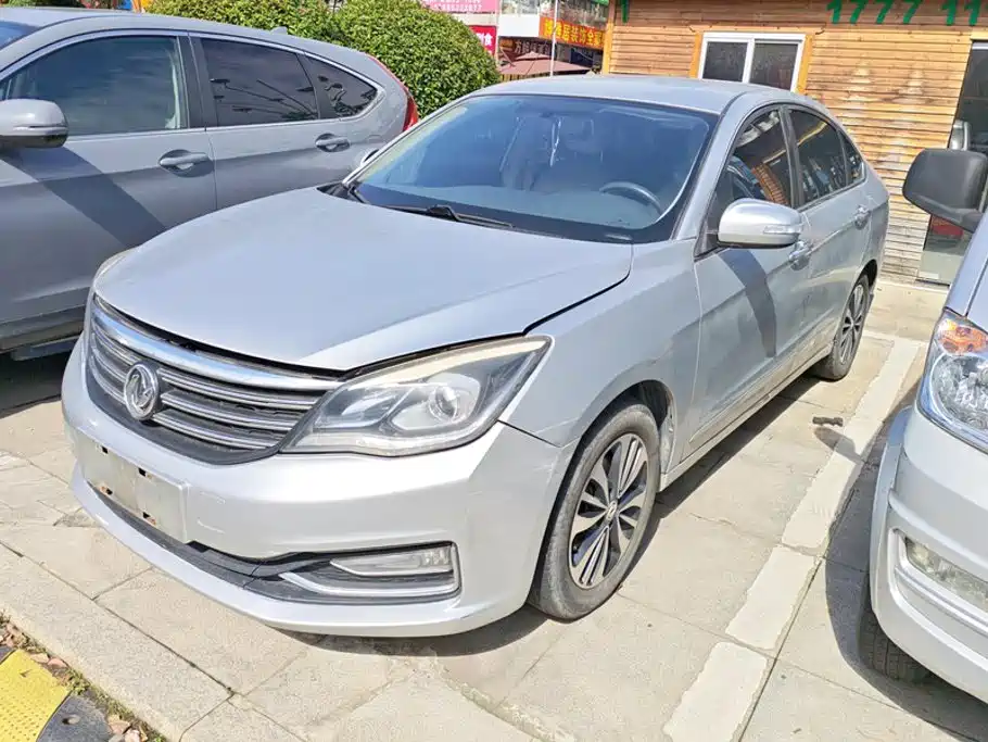 Dongfeng Aeolus Dongfeng Fengshen A60 2016 — пригон из Китая
