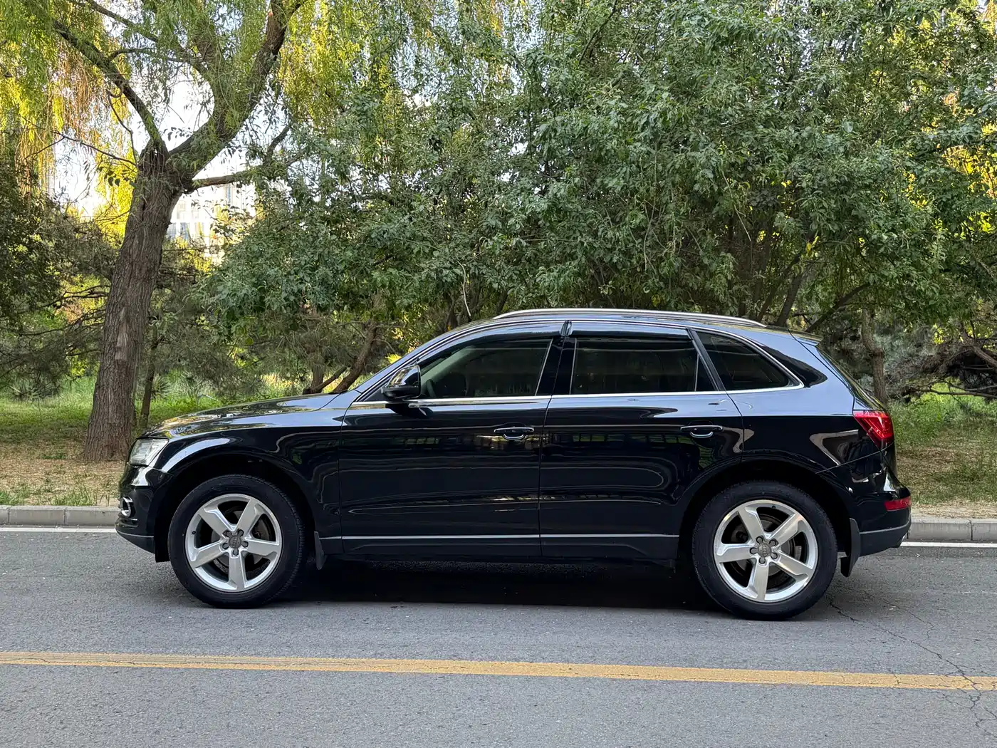 Audi Q5 2015 40 TFSI Comfort фото 2