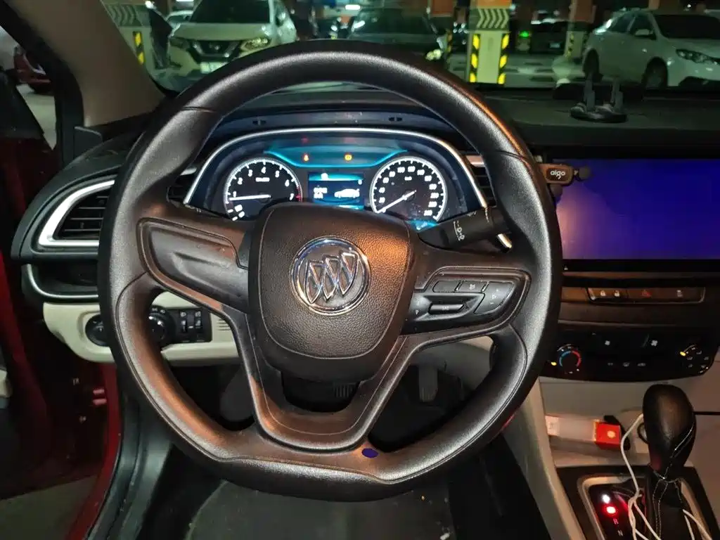 Buick Excelle 2017 15N Automatic Elite фото 3