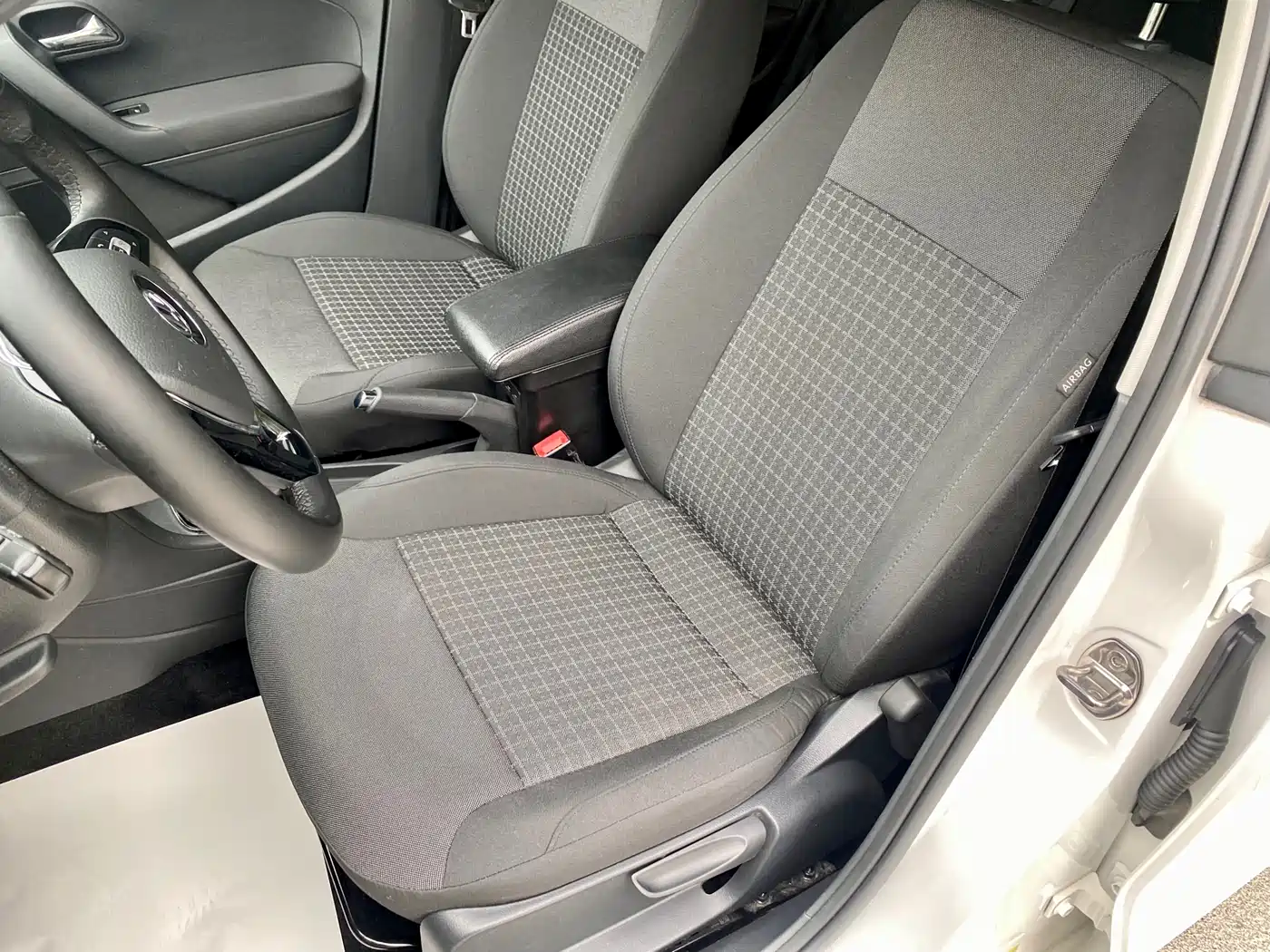 Volkswagen Polo 2018 1.5L Auto Comfort фото 14
