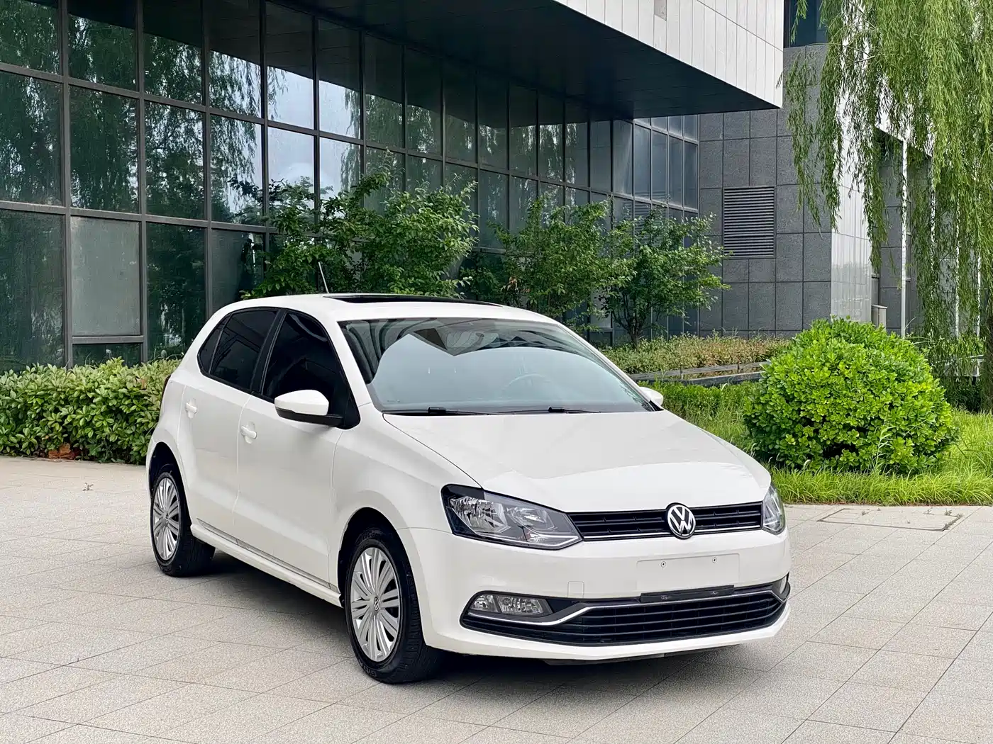Volkswagen Polo 2018 1.5L Auto Comfort фото 3