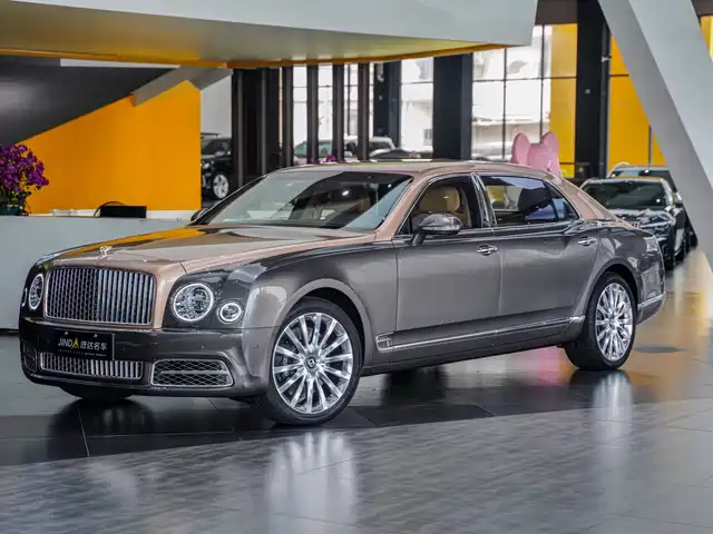  Bentley Mulsanne 2017 6.8T Long Wheelbase