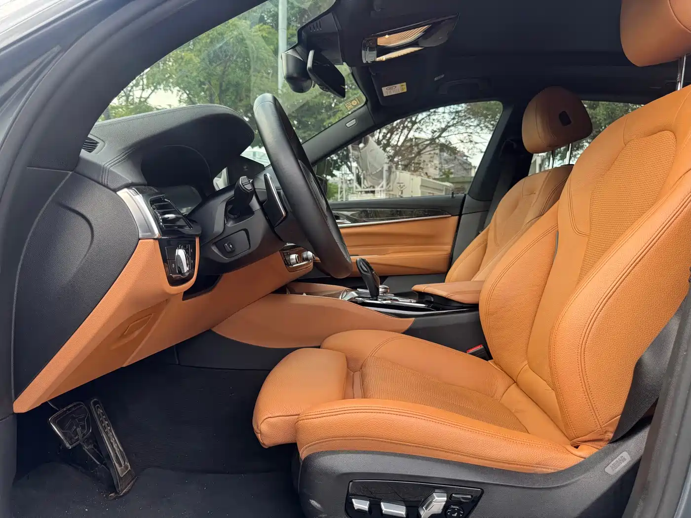 BMW 6 Series GT 2019 630i M Sport Package фото 9